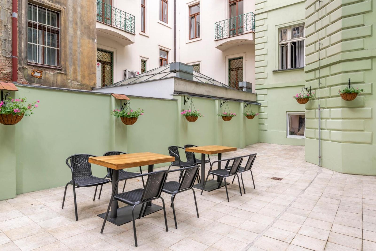 Janackovo - Riverside Hotel apartamentowy Praga