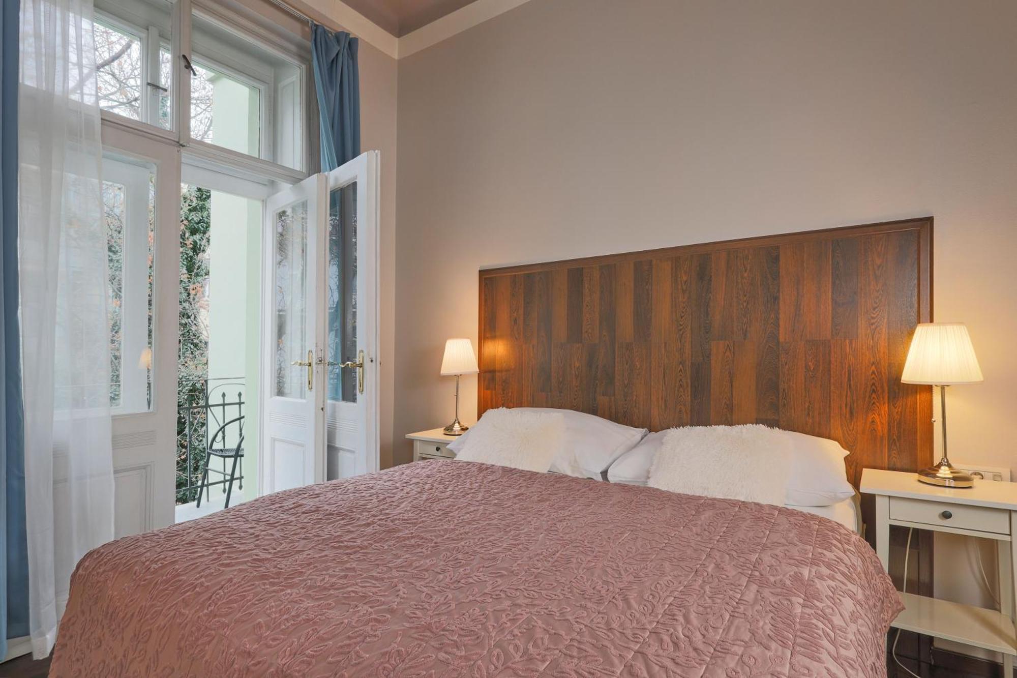 Hotel apartamentowy Janackovo - Riverside Praga