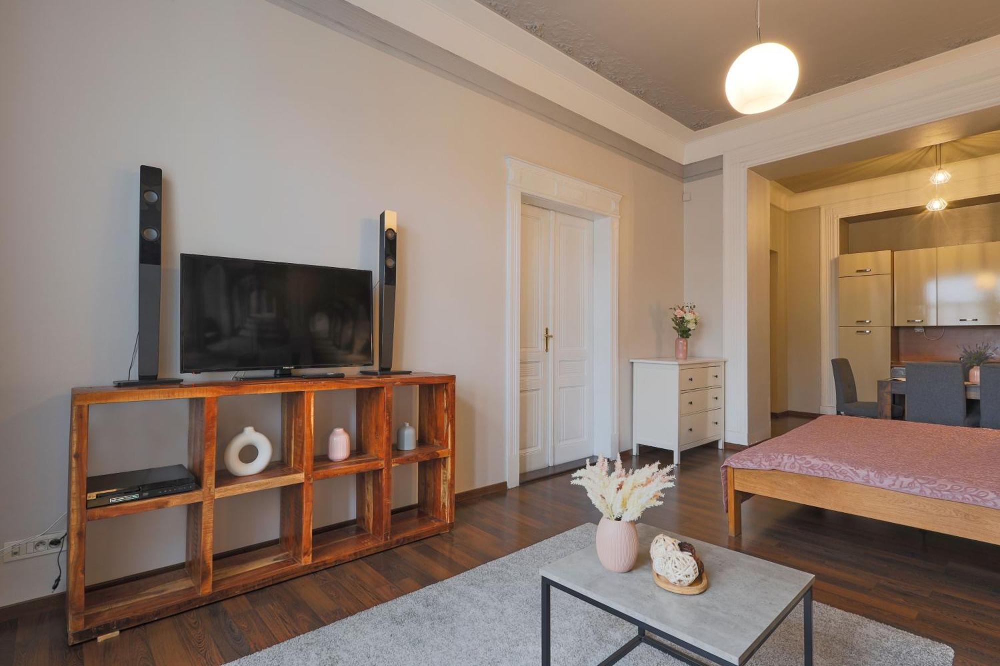 Hotel apartamentowy Janackovo - Riverside Praga